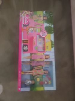 Barbie Food Truck Playset