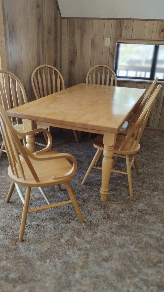 Blonde Sturdy Rectangle Table 72" 36" 30"H Including 6 Chairs 