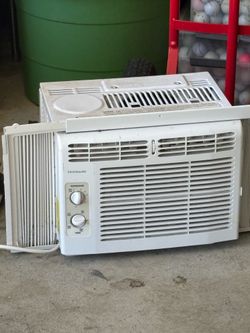 Air Conditioning window unit.