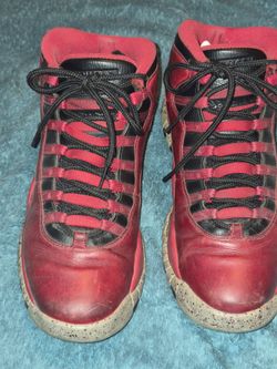 Retro 10 (Bulls Over Broadway)