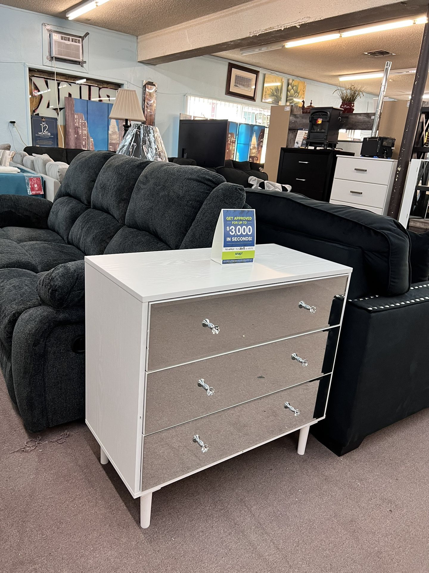 🔥Hot Deal🔥Brand New Mirror Type Nightstand/Chest