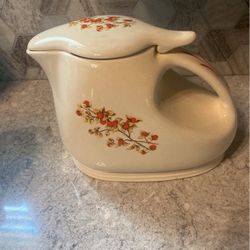 Universal Cambridge Vintage Pitcher