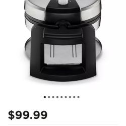 Like NEW Cuisinart Rotating Belgian Waffle Maker