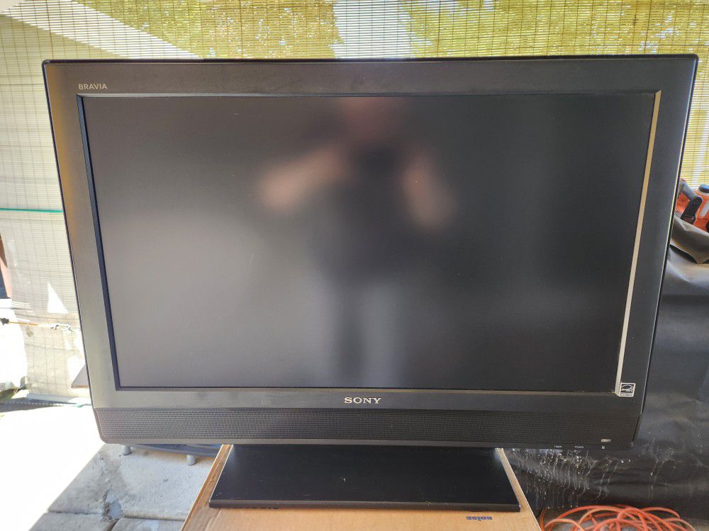 Sony Bravia LCD 32in TV 
