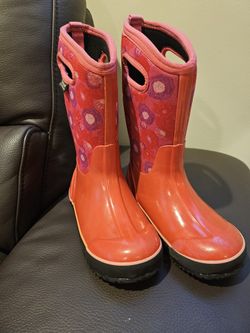 Bogs Winter Boots, Size 2 Little Kids