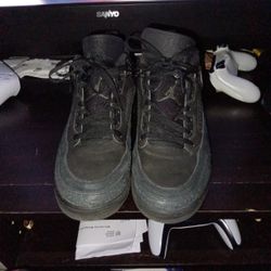 They Jordan Spikes Lowe's. They A Size 11s I Only Wear Them A Couple Times. I Got The Box 