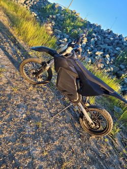 72V MotoTec 5000w E-Dirt bike
