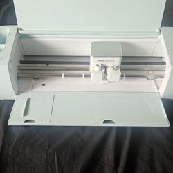 Cricut Explorer 3 & Supplies