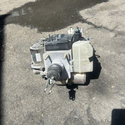 2001-2002 Toyota 4Runner Abs Unit 