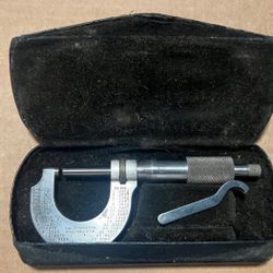 Vintage Starrett No.231 0-1” Micrometer .0001” With Case & Wrench