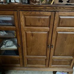 Entertainment center