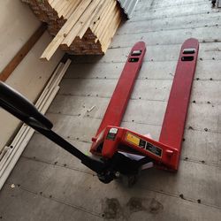 Pallet jack