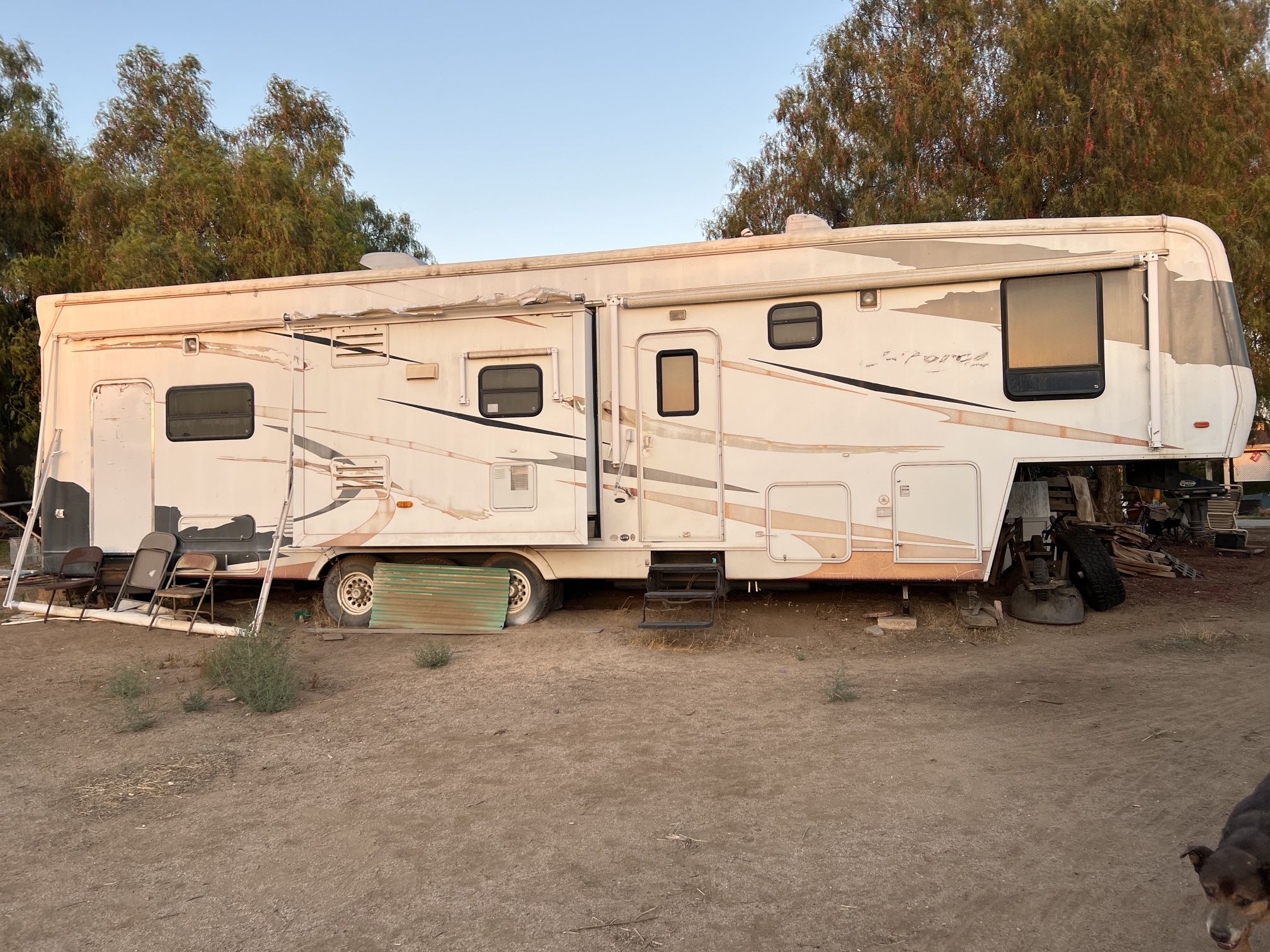 Fifth Wheel Toy Hauler