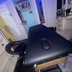Massage Table 