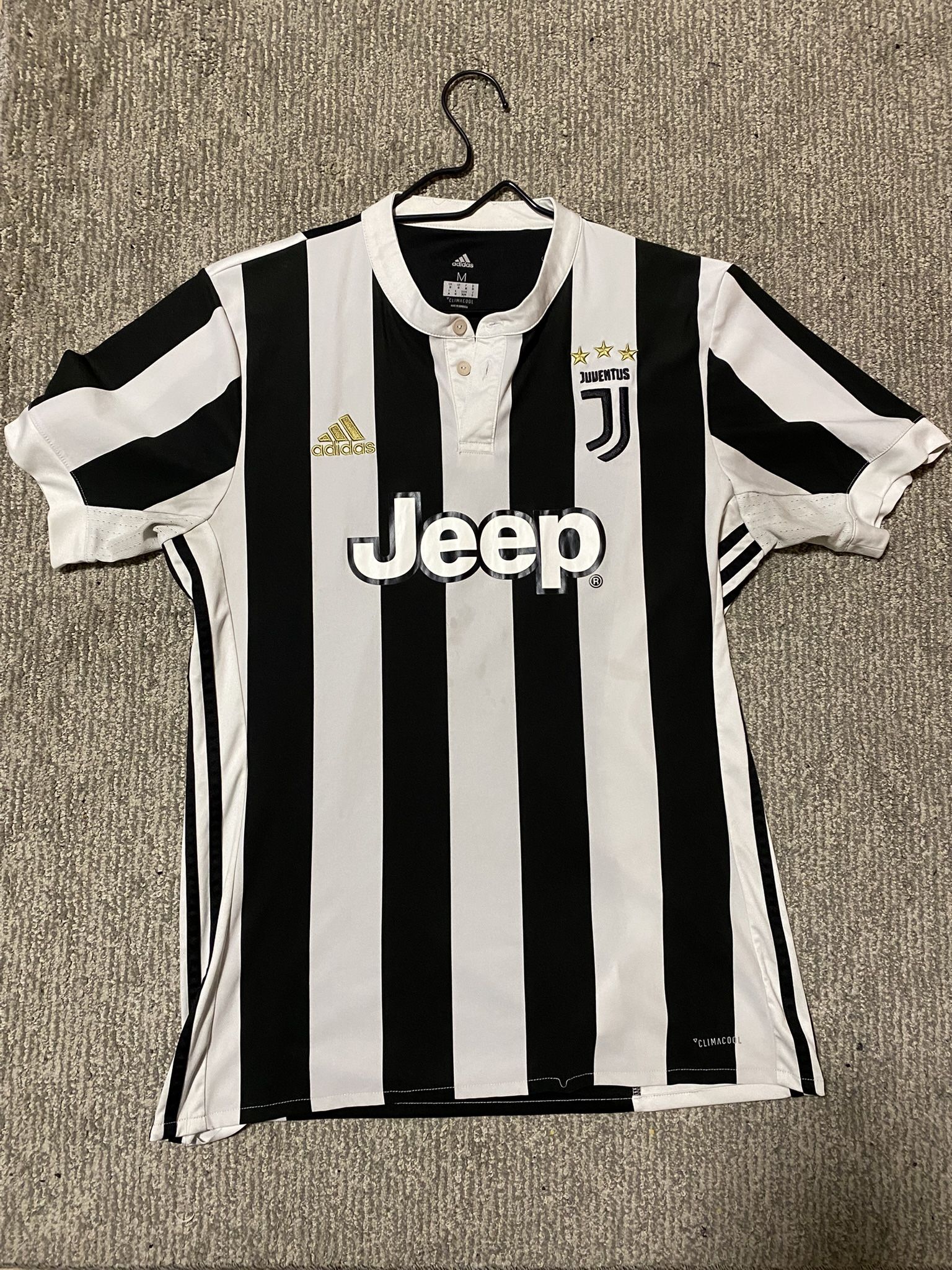 Juventus Home Jersey 2017/18