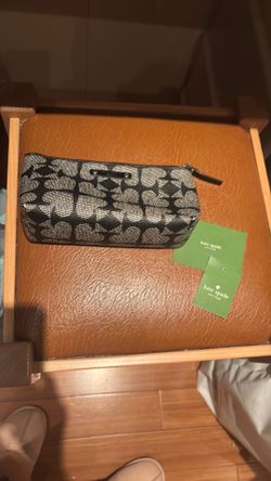 Kate spade cosmetic bag -authentic