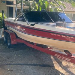 92 Mastercraft boat