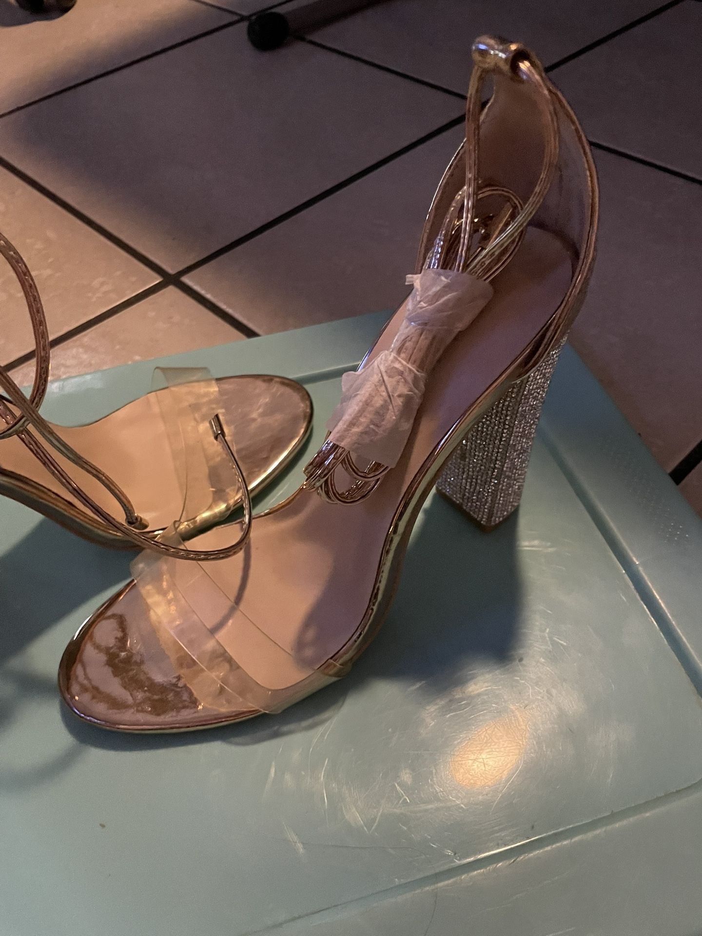 Woman’s Rose Gold Heels Size 8 New No Box
