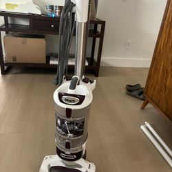 Shark vacuum With Attachments