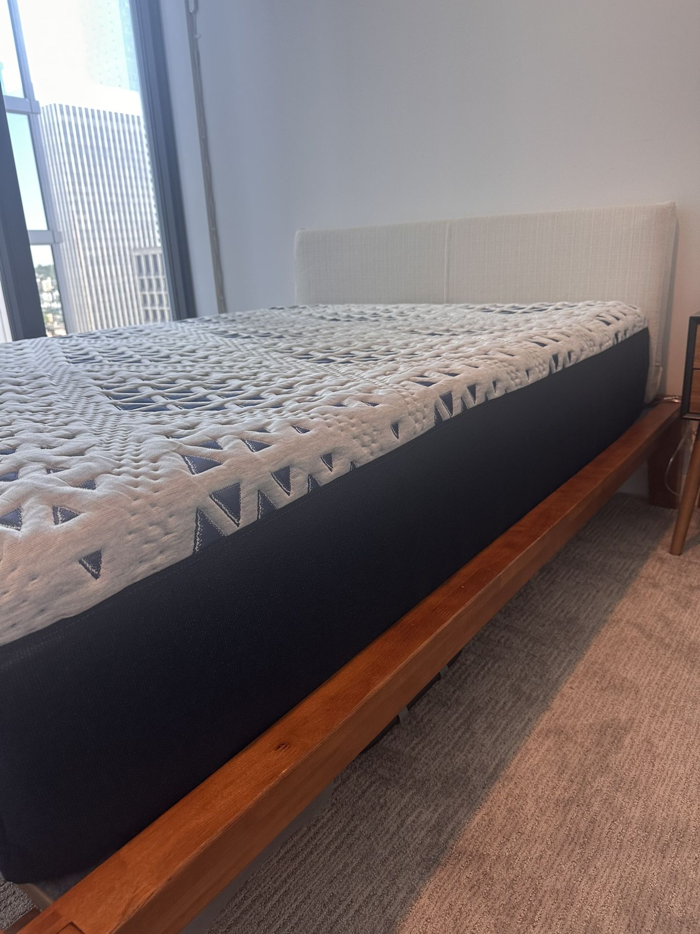 Thuma Full Bed frame With Mattress