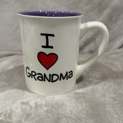 I ❤️ Grandma Mug by Laurie Vessey