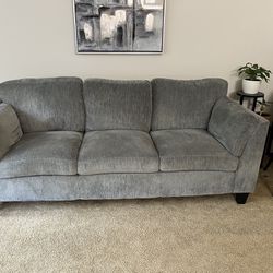 Grey Couch  Need Gone ASAP 