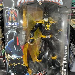 Bandai Legacy Power Ranger Black Dyno Ranger