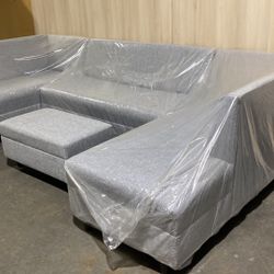 Light Gray Sectional Couch Never Used 