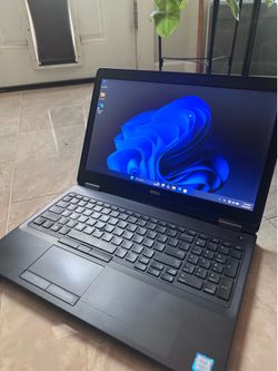 15 inch Dell laptop with Windows 11 free delivery in the city