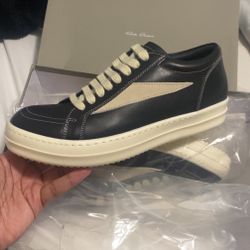  Black Low top Rick Owens 