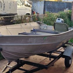 12 Ft Aluminum Boat (VALCRO) AS IS