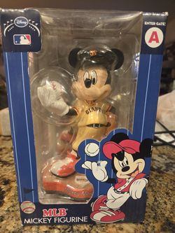 Disney MLB  Mickey Figurine