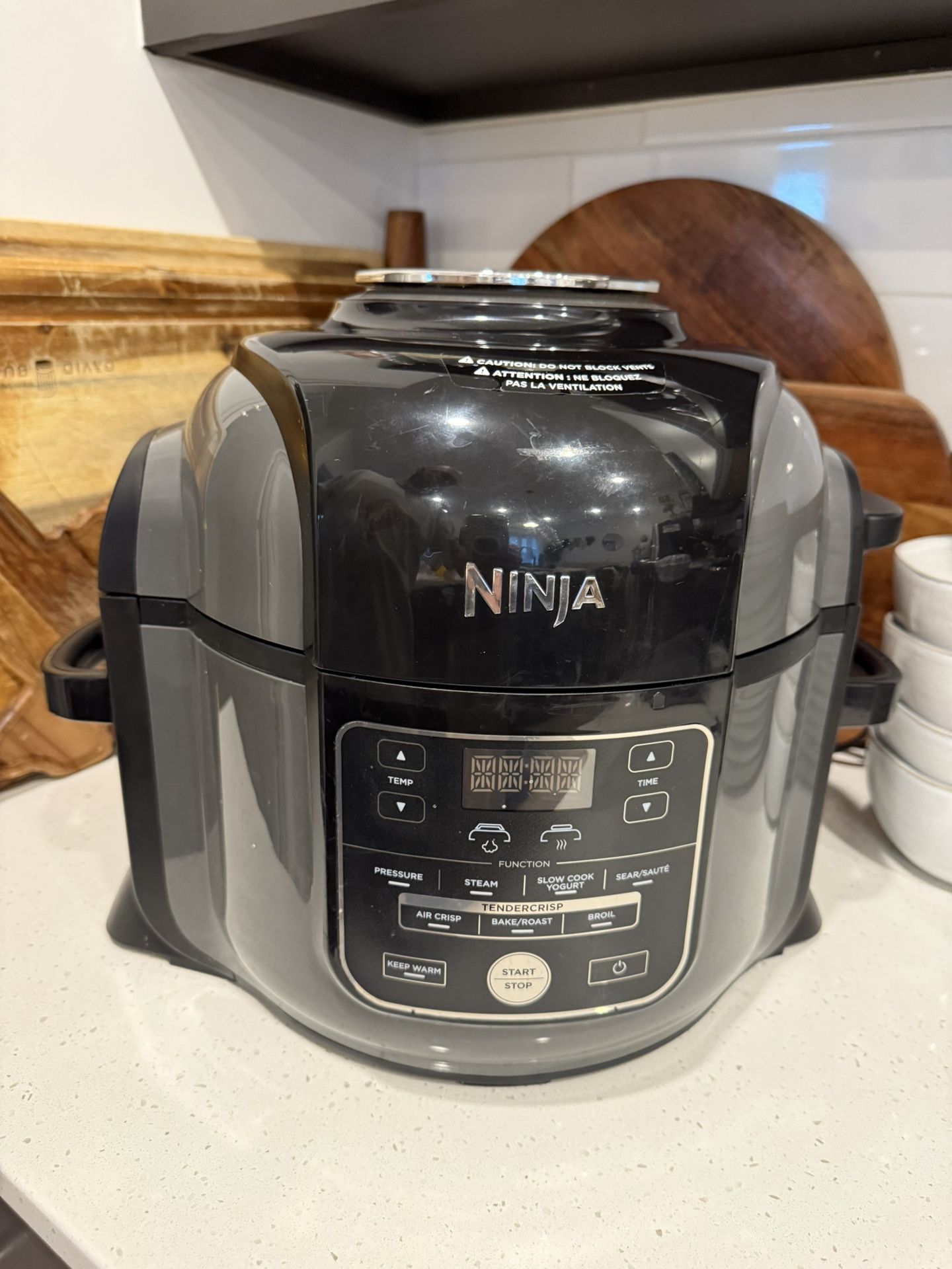 Ninja Foodie 10 in 5qt Pressure Cooker and Air Fryer