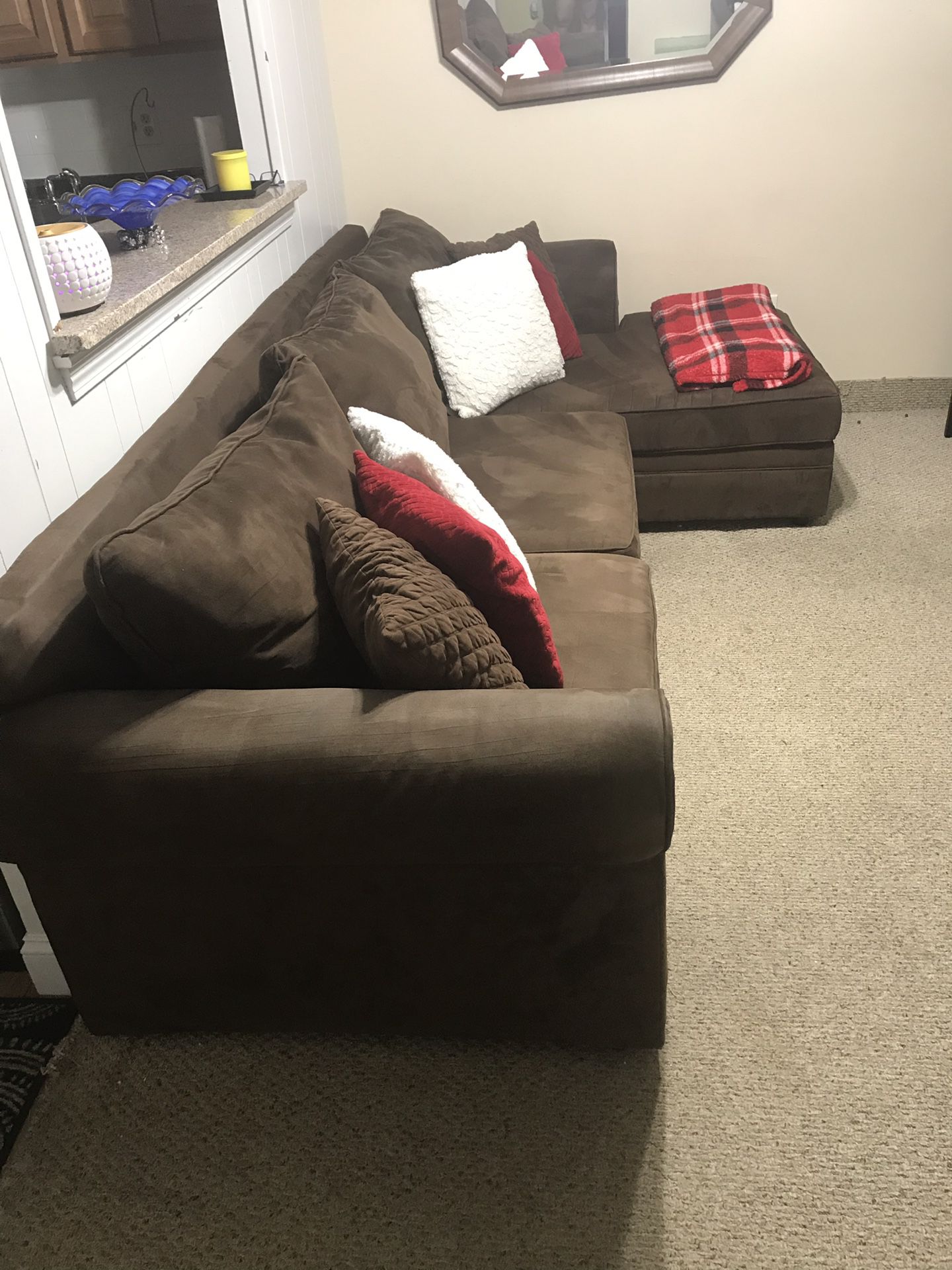 Sectional brown fabric couch