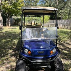 2019 EZ-GO - Gas Golf Cart (6-Seater)