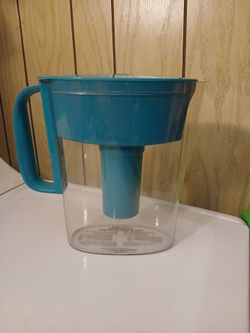 Brita water  filtration  pitcher