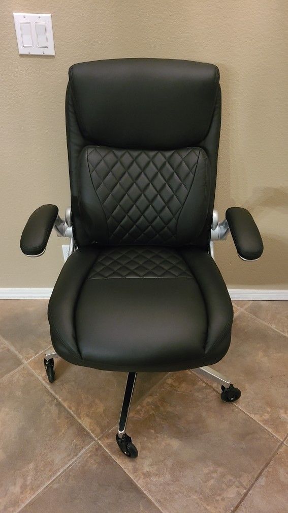 Black Office Chair