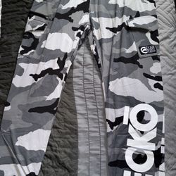 Ecko Unltd. Grey Camo Joggers Size 2XL *NWT*