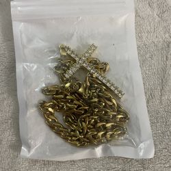Gold Chain With Diamond Pendent 