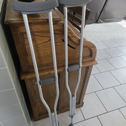 Premier Pro (7703) Adjustable Aluminum Crutches