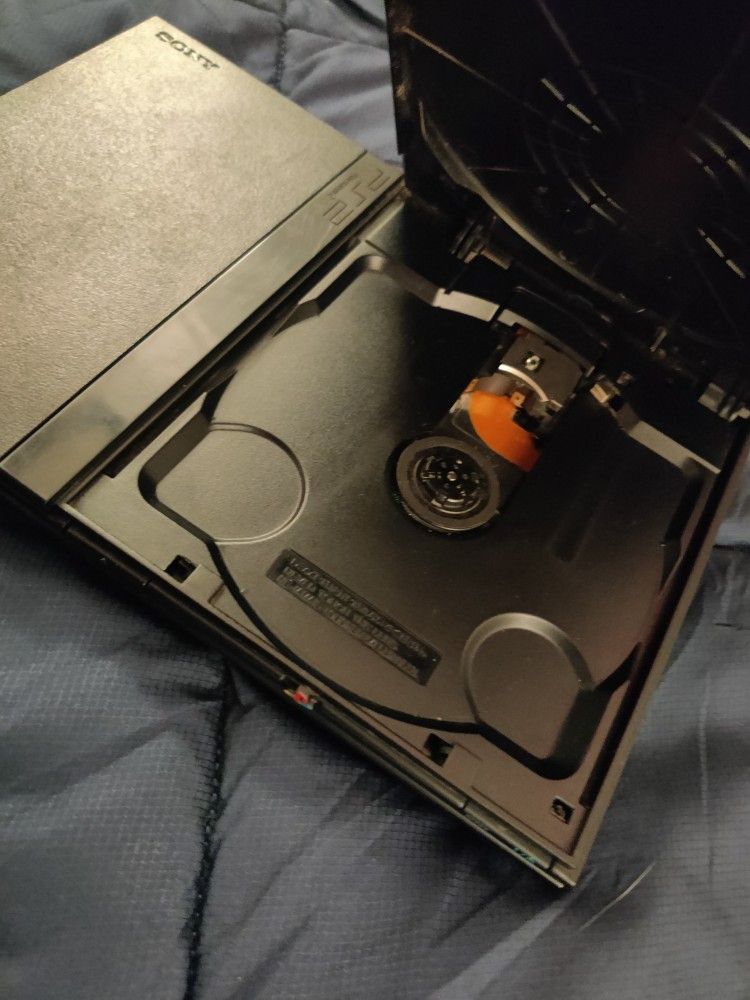 Playstation 2 slim PS2 slim console only.