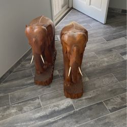 Set of 2 Large Elephant’s 