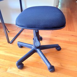 Adjustable height Round soft seat