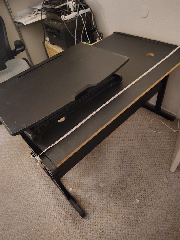 Computer Desk 49 X 31