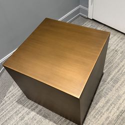 Cube Side Table / Stool