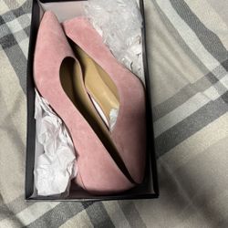 Women’s shoes 