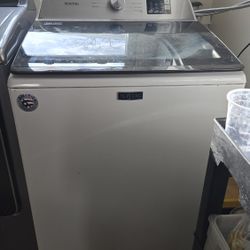 Maytag Washing 