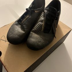 NIKE PHANTOM VENOM ELITE