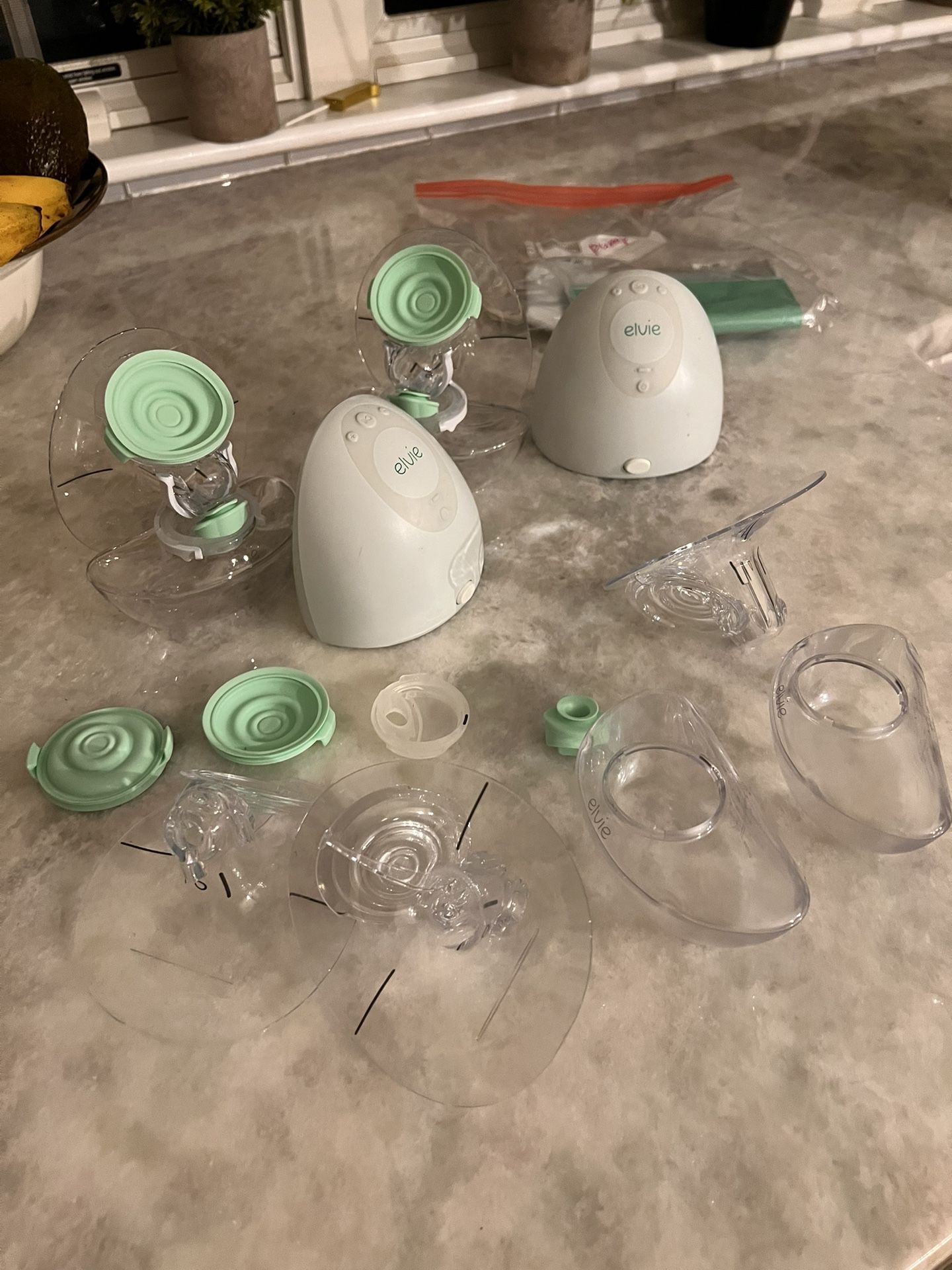 ELVIE HANDS FREE BREAST PUMP