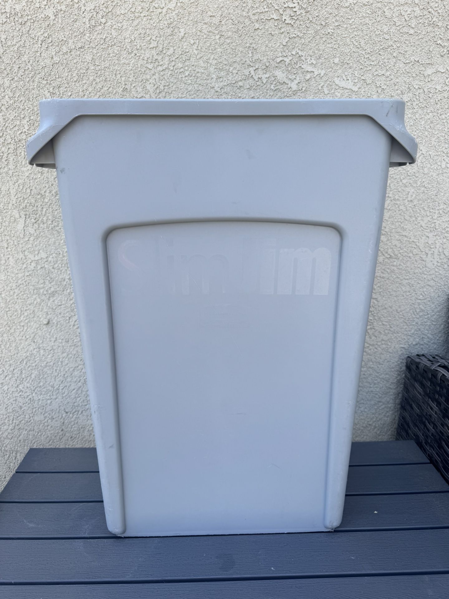 Rubbermaid Trash Can
